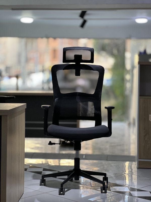 Chaise opérateur ergonomique avec appui-tête