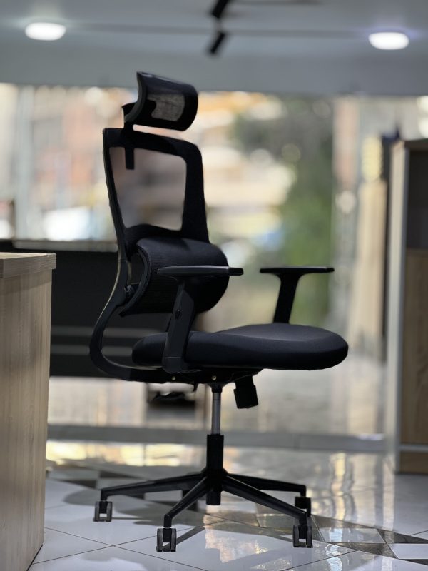 Chaise opérateur ergonomique avec appui-tête