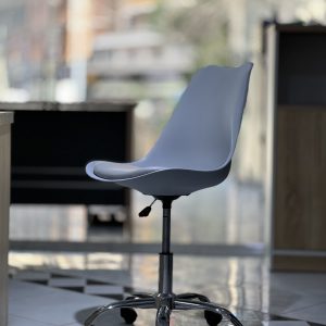 Chaise Tulipe – Image 1